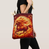 Feuerpferd zu viel tasche (Von Nahem)