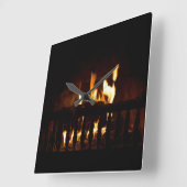 Feuerstelle auf Zuhause Quadratische Wanduhr (Winkel)