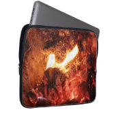 Feuerstrahlen im Laptop-Gehäuse Laptopschutzhülle (Vorne Rechts)