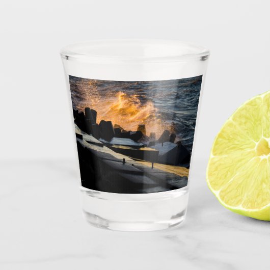 Feuerwasser Schnapsglas (Vorderseite)