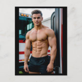Feuerwehrbodybuilder | Postkarte (Vorderseite)