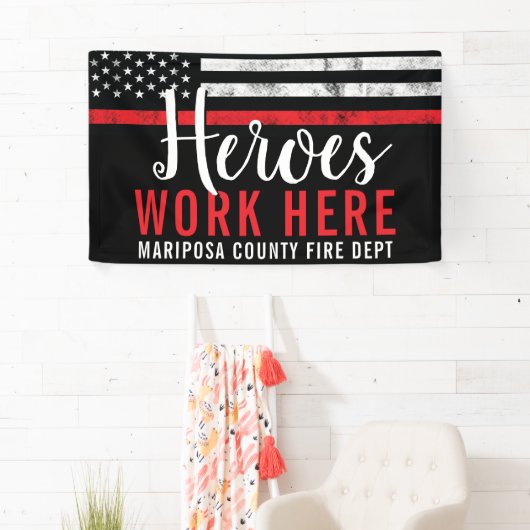 Feuerwehrhelden arbeiten hier Red Line America Fla Banner (Insitu)