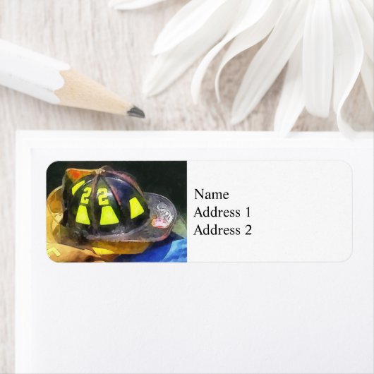 Feuerwehrhelm auf Uniform (Insitu)