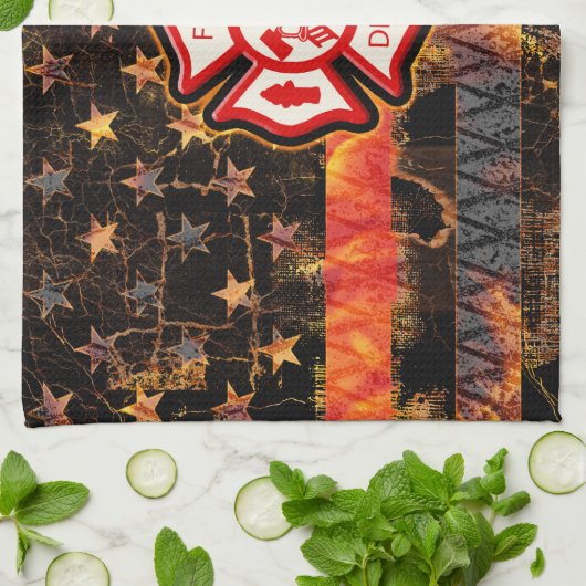 Feuerwehrkreuz und Flammen Geschirrtuch (Gefaltet)