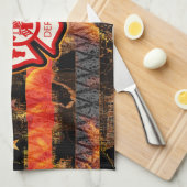 Feuerwehrkreuz und Flammen Geschirrtuch (Viertel Falte)