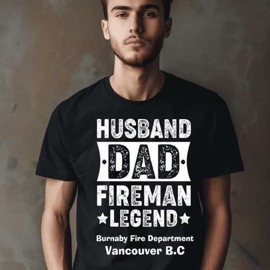 Feuerwehrlegende trägt Shirt