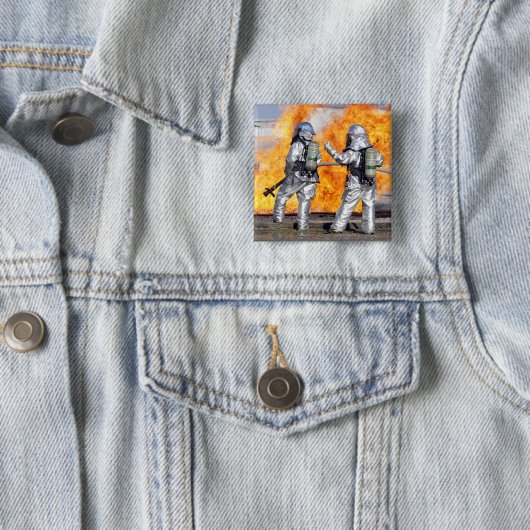 Feuerwehrleute bekämpfen simulierte Feuer Button (Beispiel)