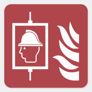 Feuerwehrleute heben Sicherheitszeichen an Quadratischer Aufkleber
