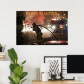 Feuerwehrleute: Helden in Aktion Poster (Heimbüro)