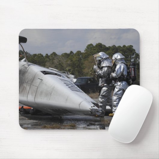 Feuerwehrleute reagieren auf die Szene Mousepad (Mit Mouse)
