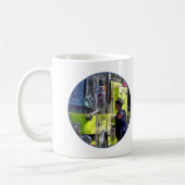 Feuerwehrleute sprechen kaffeetasse (Links)