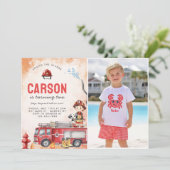 Feuerwehrmann 2. Geburtstag Party Foto Einladung (Stehend Vorderseite)