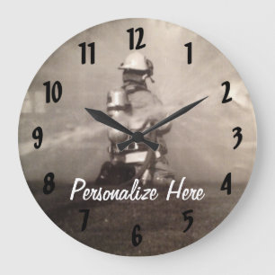 Feuerwehrmann arbeitet mit den Linien  Große Wanduhr