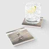 Feuerwehrmann bei der Arbeit Steinuntersetzer (Seitenansicht)