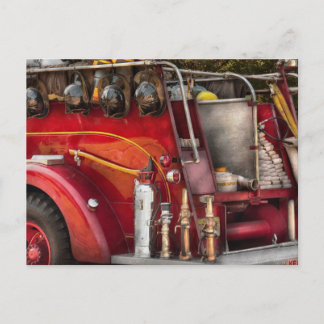 Feuerwehrmann - Bereit für Feuer Postkarte