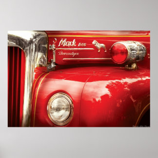 Feuerwehrmann - Ein alter Feuerwehrwagen Poster