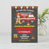Feuerwehrmann Geburtstagseinladung Girl Chalkboard Einladung (Stehend Vorderseite)