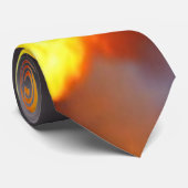 Feuerwehrmann-Krawatte, die mit Flammen glüht Krawatte (Gerollt)