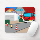 Feuerwehrmann löscht Garagenbrand Mousepad (Mit Mouse)