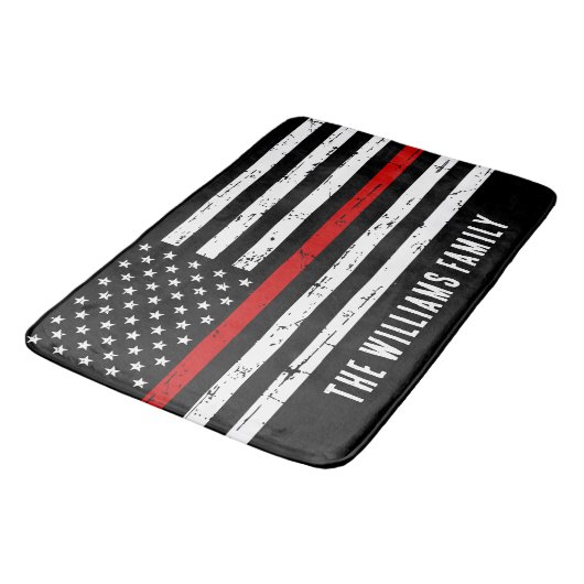 Feuerwehrmann mit personalisierter dünner roter Li Badematte (Schrägansicht)