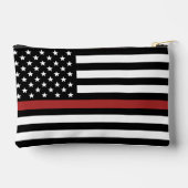 Feuerwehrmann mit personalisierter dünner roter Li Zubehörtasche (Rückseite)