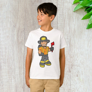 Feuerwehrmann mit x T-Shirt