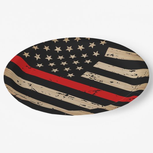 Feuerwehrmann Thin Red Line Pappteller (Schrägansicht)