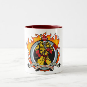 Feuerwehrmänner befürchten kein Feuer Zweifarbige Tasse