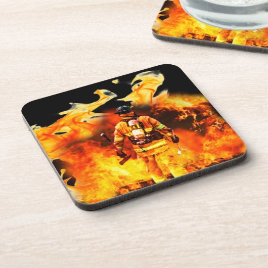 FeuerwehrmannplastikUntersetzer mit Untersetzer (Linke Seite)