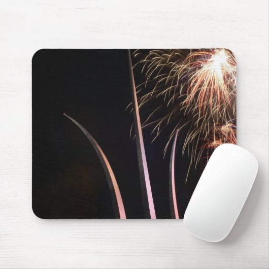 Feuerwerke erhellen das Memorial der Luftstreitkrä Mousepad (Mit Mouse)