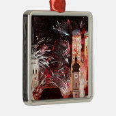 Feuerwerke in München Silbernes Ornament (Rechts)