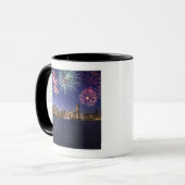Feuerwerke über Chicago-Skylinen 2 Tasse (Vorderseite Links)