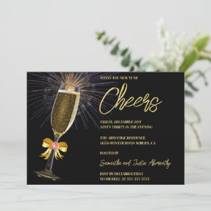 Feuerwerkskörper und bubbly New Years Einladung