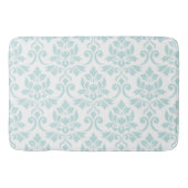Feuille Damask Muster Light Aquamarin auf White Badematte (Vorderseite)
