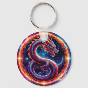 Feuriger kosmischer Drache, umgeben von einem himm Schlüsselanhänger