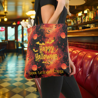 Feuriges Halloween mit Fledermäusen und spook-taku Tasche