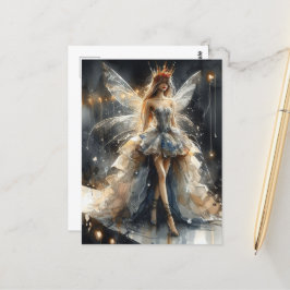 Fey in einem Modekleid aus Zeitungen Postkarte