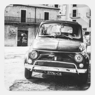 Fiat 500, cinquecento in Italien, klassisches Auto Quadratischer Aufkleber