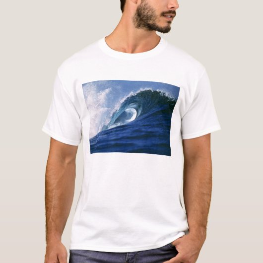 Fidschi-Inseln, Tavarua, Cloudbreak. Eine Welle T-Shirt (Vorderseite)