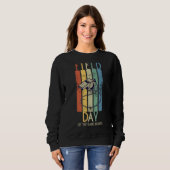 Field Day Lass The Game Begins School Activities T Sweatshirt (Vorne ganz)