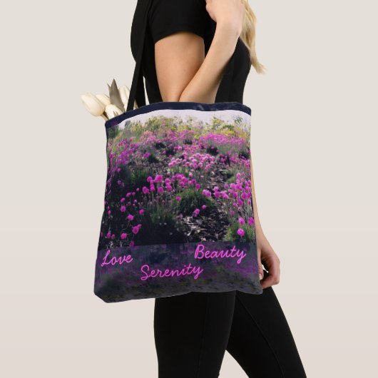 Field of flowers tasche (Von Nahem)