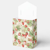 field of ripe, red strawberries geschenkschachtel (Geöffnet)