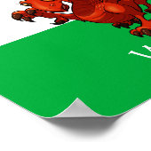 Fierce aber Niedlich Baby Welsh Red Dragon Cartoon Poster (Ecke)