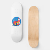 Fierce Bald Eagle über die US-Flagge Skateboard (Vorderseite)