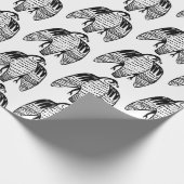 Fierce Falken schwarz auf weißem Papier Geschenkpapier (Ecke)