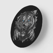 Fierce Tiger Durchbruch: Bold & Wild Runde Wanduhr (Winkel)