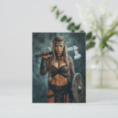 Fierce Viking Warrior Woman Postkarte (Stehend Vorderseite)