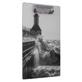 Fierce Waves bei St Joseph Grayscale Klemmbrett (Rechts)