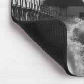 Fierce Waves bei St Joseph Grayscale Mousepad (Ecke)