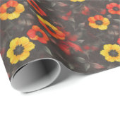 Fiery Blume auf dunklem Hintergrund Geschenkpapier (Rolleneckpunkt)
